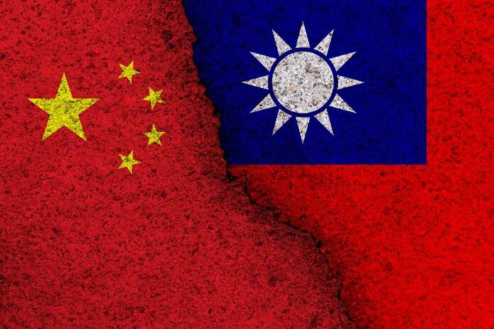 Split image showing the flags of China and Taiwan