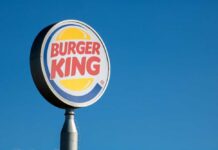 Burger King Snatches No. 2 — Wendy’s Stumbles Fast-food restaurant sign against a clear blue sky