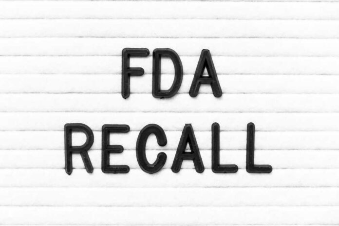 Black,Color,Letter,In,Word,Fda,Recall,On,White,Felt Letter board showing FDA recall message